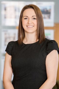 Beverly Williams     BSc (Hons) MRICS